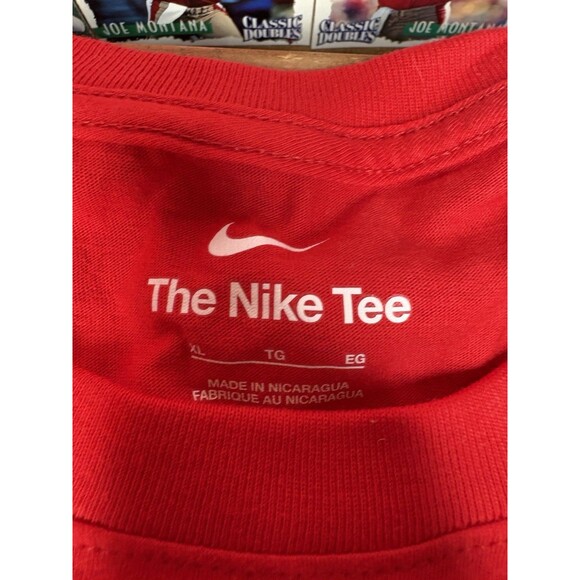 UConn Basketball Geno Auriemma Chris Dailey 40 Years T Shirt In Game Promo SZ XL - Picture 3 of 6